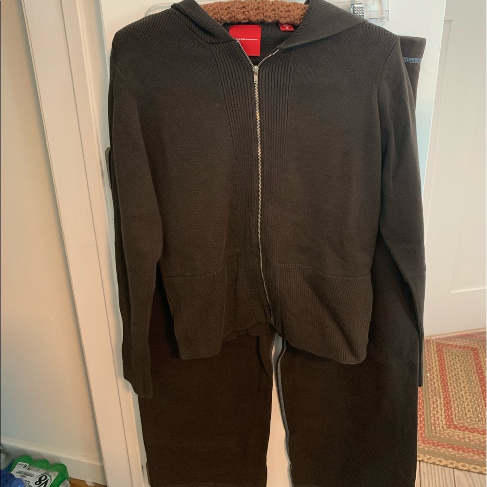 Ladies sweatsuit